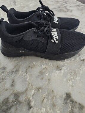 PUMA Wired Run Black Mesh Sneakers Big Kids Size 5 Junior Running Shoe 374214-01
